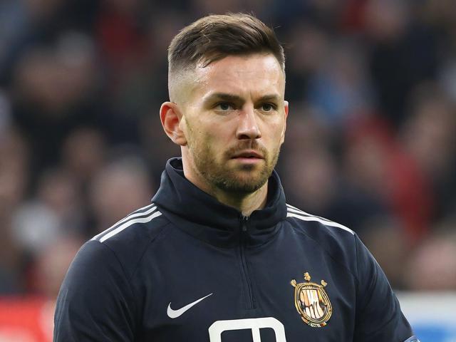 九游体育_ 法甲战术创新频繁，精彩瞬间不断出现，法甲身体对抗