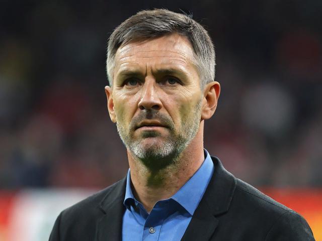 九游体育官网_ 德甲4-3，分析教练战术变化