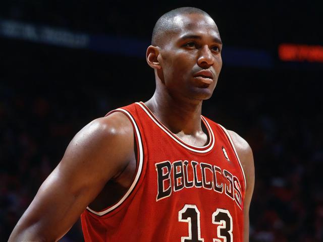 “九游app_ 乔丹的传世经典：永不褪色的篮球神话”，乔丹篮球经典集锦