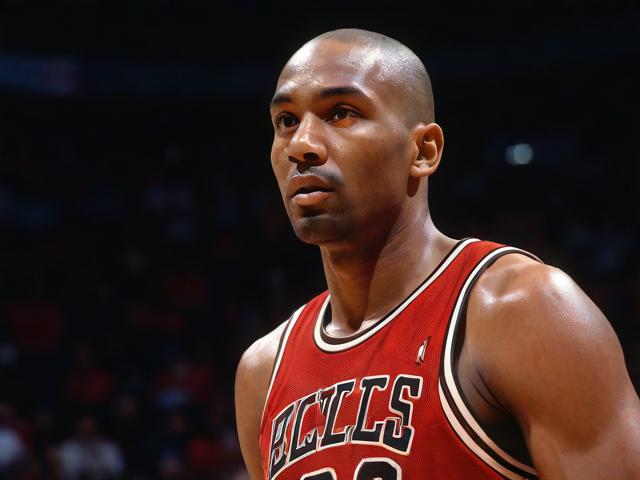 “九游app_ 乔丹的威严：篮球之神的职业生涯巅峰”，篮球之神乔丹的全名