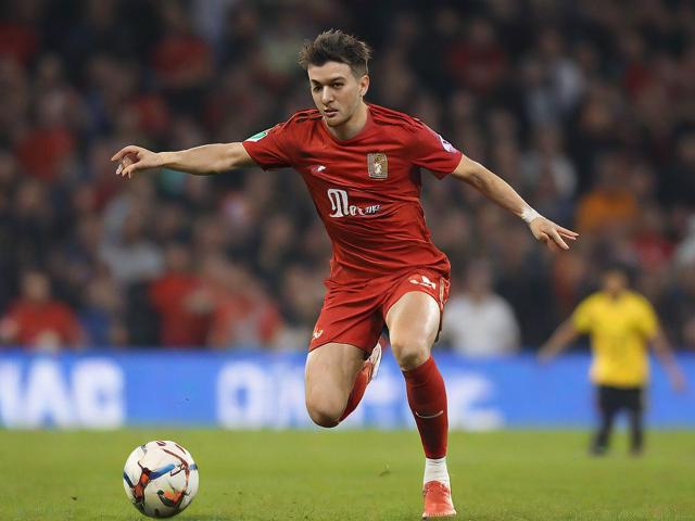 九游体育官网_ 德甲争夺激烈，精彩反击和战术调整不断出现，九游游戏中心百度百科