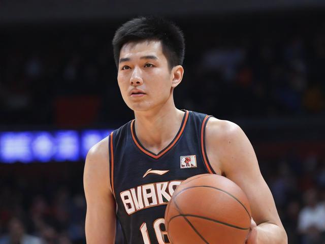 jiuyou.com_ MVP宝座：王强三分绝杀让他当之无愧！，王强霸座视频