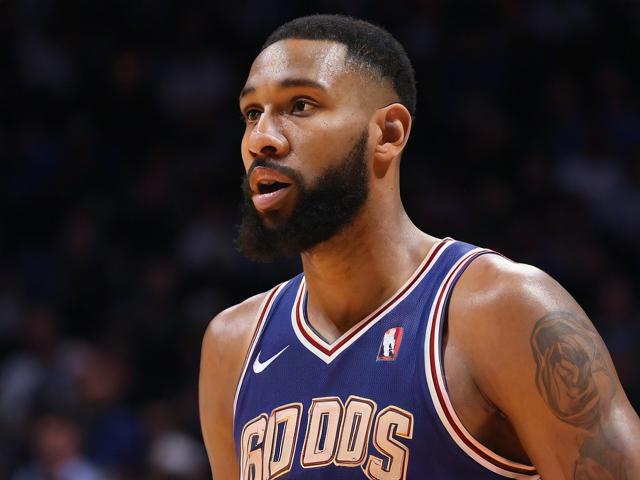 “九游app_ 场外故事：NBA明星的超凡趣味爱好”，nba场边明星