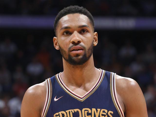 “九游app_ 场外精彩：明星球员的温馨生活瞬间”，nba球员场外生活