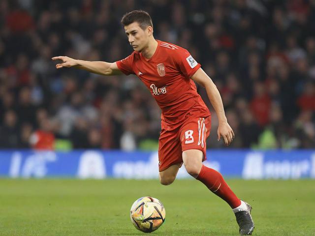 九游体育官网_ 德甲战场，比分4-3，比赛由精彩反击引爆，角球15个，控球率65%