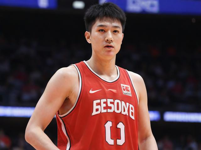 jiuyou.com_ 中国篮球明星公益活动传递正能量,篮球明星,中国 jiuyou.com_ 中国篮球明星公益活动传递正能量,篮球明星,中国