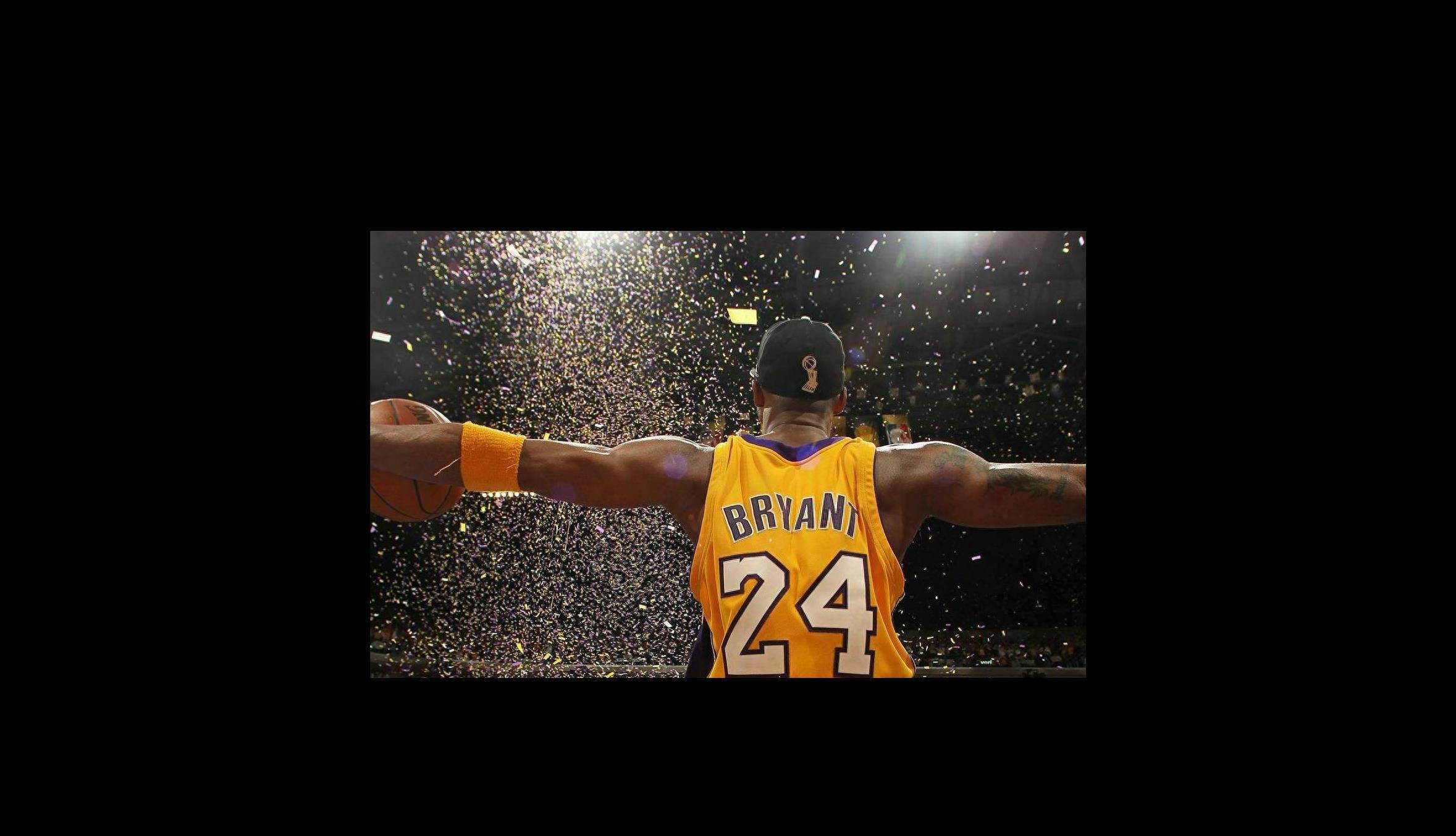 芝加哥之战：斯托亚科维奇在关键时刻，一记“贴地飞行”扣篮震撼全场！的简单介绍